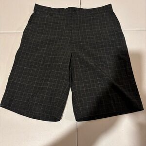 Nike Golf Dri Fit Men’s Size 32 Black Chino Flat Front Golf Shorts